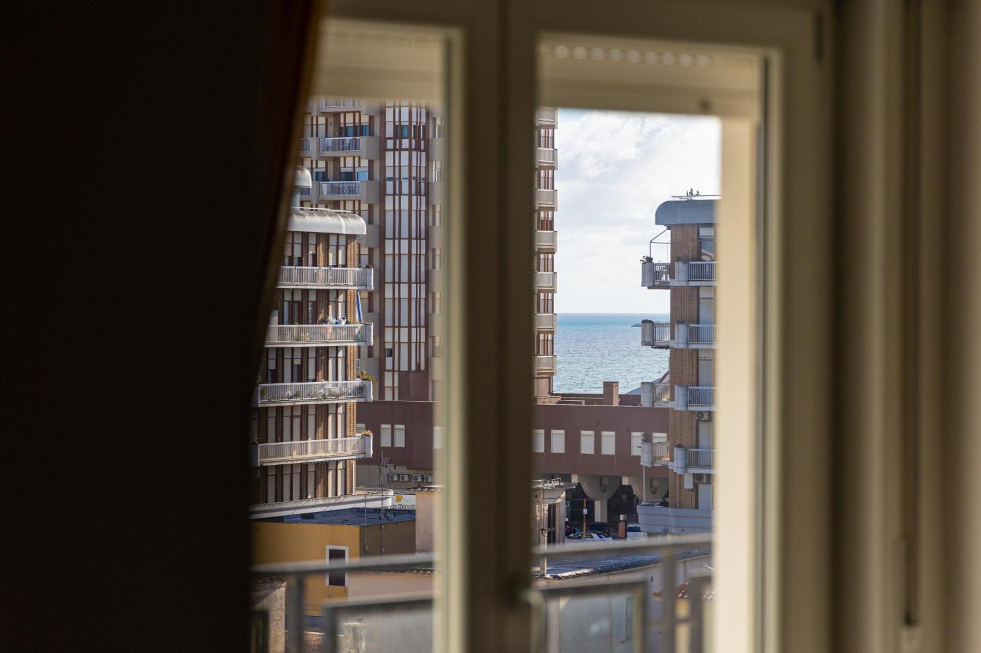 Un Passo Dal Mare Apartment Nettuno Bagian luar foto
